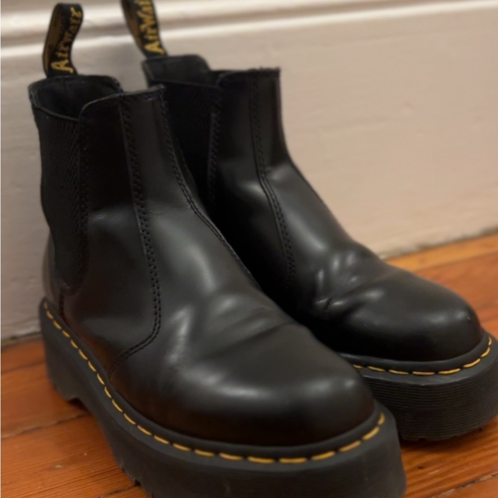 Dr. Martens 2976 Smooth Leather Black Platform Boots